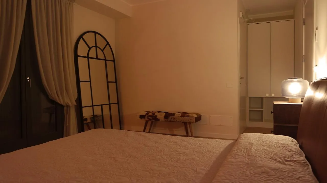 Indisparte Suites Bergamo 0*,  Italy