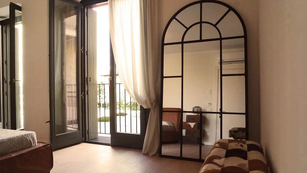 Pensionat Indisparte Suites Bergamo